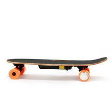 Load image into Gallery viewer, fashion small electric skateboards 350w hub motor with remote